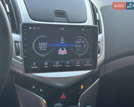 Серый Шевроле Круз, объемом двигателя 1.8 л и пробегом 273 тыс. км за 7999 $, фото 46 на Automoto.ua