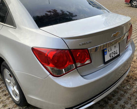 Серый Шевроле Круз, объемом двигателя 1.36 л и пробегом 115 тыс. км за 8500 $, фото 13 на Automoto.ua