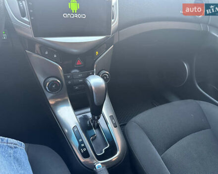 Серый Шевроле Круз, объемом двигателя 1.8 л и пробегом 273 тыс. км за 7999 $, фото 37 на Automoto.ua