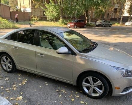 Серый Шевроле Круз, объемом двигателя 1.4 л и пробегом 250 тыс. км за 6800 $, фото 2 на Automoto.ua