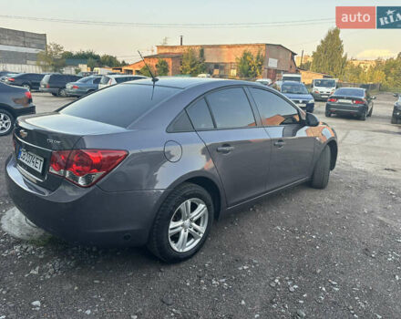 Серый Шевроле Круз, объемом двигателя 1.8 л и пробегом 273 тыс. км за 7999 $, фото 11 на Automoto.ua