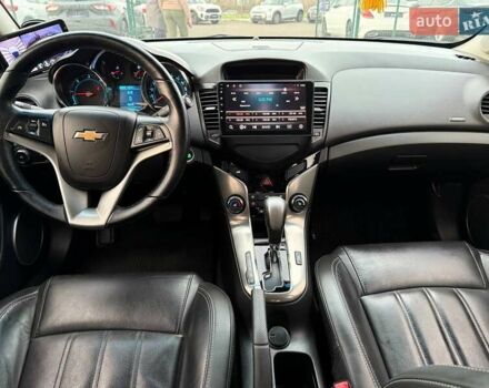 Сірий Шевроле Круз, об'ємом двигуна 2 л та пробігом 209 тис. км за 9999 $, фото 8 на Automoto.ua