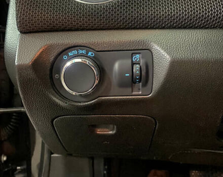 Серый Шевроле Круз, объемом двигателя 1.4 л и пробегом 130 тыс. км за 10000 $, фото 27 на Automoto.ua