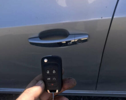 Серый Шевроле Круз, объемом двигателя 1.4 л и пробегом 132 тыс. км за 8000 $, фото 20 на Automoto.ua