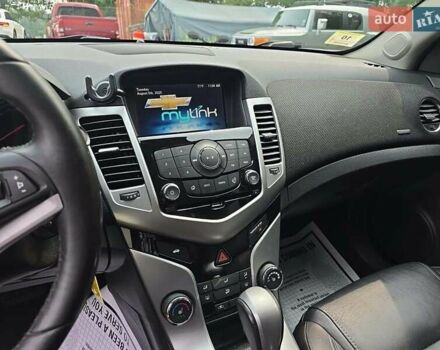 Серый Шевроле Круз, объемом двигателя 1.4 л и пробегом 152 тыс. км за 7500 $, фото 5 на Automoto.ua