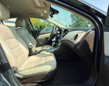 Серый Шевроле Круз, объемом двигателя 1.4 л и пробегом 73 тыс. км за 3700 $, фото 8 на Automoto.ua