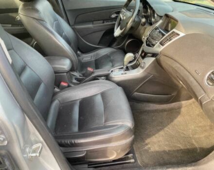 Серый Шевроле Круз, объемом двигателя 1.4 л и пробегом 75 тыс. км за 4100 $, фото 7 на Automoto.ua