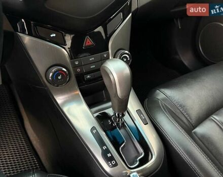 Сірий Шевроле Круз, об'ємом двигуна 2 л та пробігом 209 тис. км за 9999 $, фото 12 на Automoto.ua