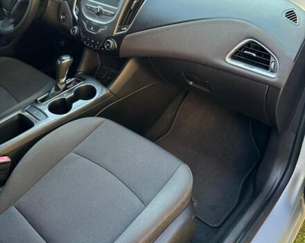 Серый Шевроле Круз, объемом двигателя 1.4 л и пробегом 48 тыс. км за 9500 $, фото 14 на Automoto.ua