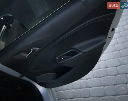 Серый Шевроле Круз, объемом двигателя 1.4 л и пробегом 90 тыс. км за 10999 $, фото 20 на Automoto.ua