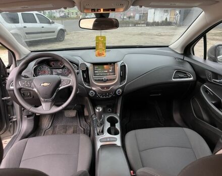 Серый Шевроле Круз, объемом двигателя 1.4 л и пробегом 104 тыс. км за 9800 $, фото 11 на Automoto.ua