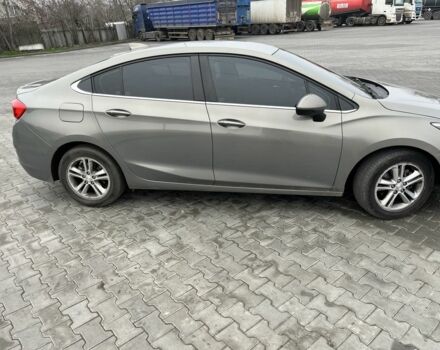 Серый Шевроле Круз, объемом двигателя 1.4 л и пробегом 104 тыс. км за 9800 $, фото 3 на Automoto.ua