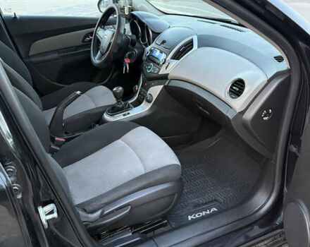 Серый Шевроле Круз, объемом двигателя 1.6 л и пробегом 182 тыс. км за 7700 $, фото 19 на Automoto.ua