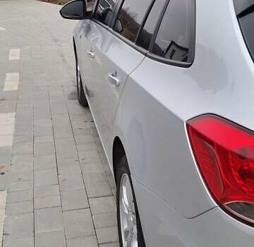 Сірий Шевроле Круз, об'ємом двигуна 1.69 л та пробігом 227 тис. км за 7650 $, фото 5 на Automoto.ua