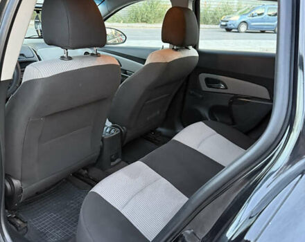 Серый Шевроле Круз, объемом двигателя 1.6 л и пробегом 182 тыс. км за 7700 $, фото 24 на Automoto.ua