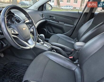 Сірий Шевроле Круз, об'ємом двигуна 2 л та пробігом 212 тис. км за 8850 $, фото 13 на Automoto.ua