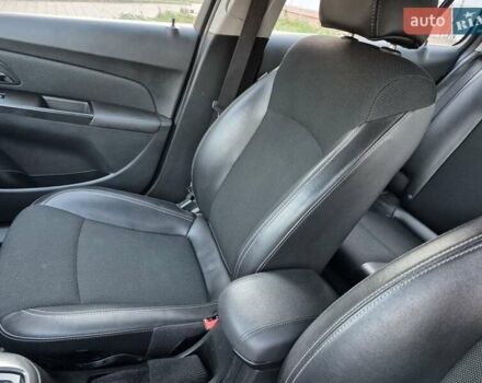 Сірий Шевроле Круз, об'ємом двигуна 2 л та пробігом 212 тис. км за 8850 $, фото 24 на Automoto.ua