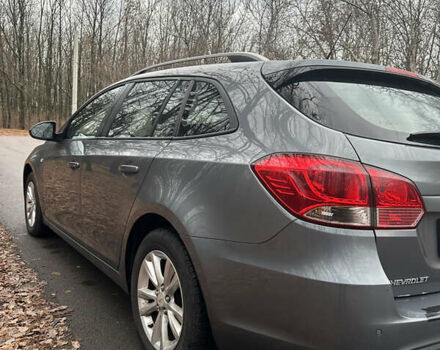 Серый Шевроле Круз, объемом двигателя 1.6 л и пробегом 216 тыс. км за 7300 $, фото 3 на Automoto.ua