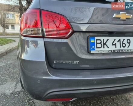 Сірий Шевроле Круз, об'ємом двигуна 2 л та пробігом 212 тис. км за 8850 $, фото 5 на Automoto.ua