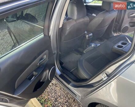 Серый Шевроле Круз, объемом двигателя 1.8 л и пробегом 221 тыс. км за 7000 $, фото 11 на Automoto.ua