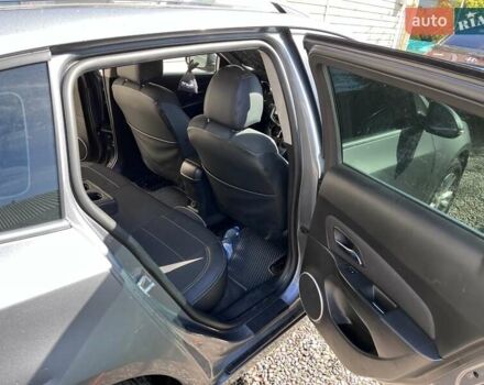 Серый Шевроле Круз, объемом двигателя 1.8 л и пробегом 221 тыс. км за 7000 $, фото 10 на Automoto.ua