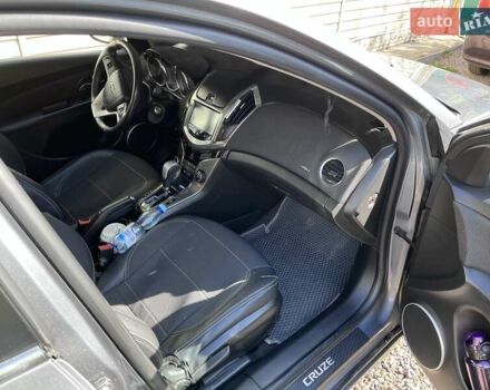 Серый Шевроле Круз, объемом двигателя 1.8 л и пробегом 221 тыс. км за 7000 $, фото 9 на Automoto.ua