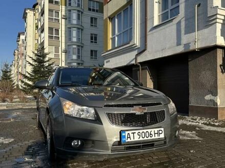 Серый Шевроле Круз, объемом двигателя 1.6 л и пробегом 183 тыс. км за 7000 $, фото 1 на Automoto.ua