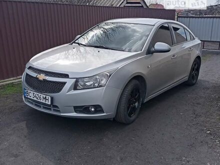Шевроле Круз 2009 у Червонограде на Automoto.ua Сірий Шевроле Круз, об'ємом двигуна 1.6 л та пробігом 224 тис. км за 6550 $, фото 1 на Automoto.ua