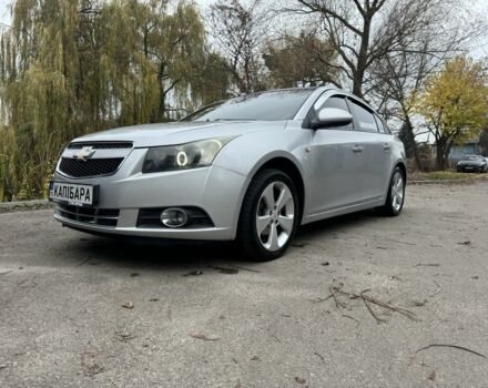 Серый Шевроле Круз, объемом двигателя 1.6 л и пробегом 162 тыс. км за 5700 $, фото 1 на Automoto.ua