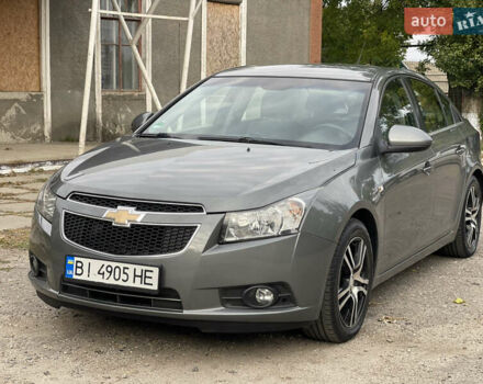 Серый Шевроле Круз, объемом двигателя 1.8 л и пробегом 177 тыс. км за 6650 $, фото 1 на Automoto.ua