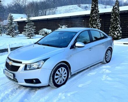 Серый Шевроле Круз, объемом двигателя 1.8 л и пробегом 24900 тыс. км за 6800 $, фото 1 на Automoto.ua