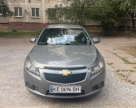 Серый Шевроле Круз, объемом двигателя 1.8 л и пробегом 221 тыс. км за 6400 $, фото 1 на Automoto.ua