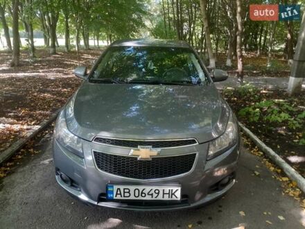 Серый Шевроле Круз, объемом двигателя 1.99 л и пробегом 246 тыс. км за 7600 $, фото 1 на Automoto.ua