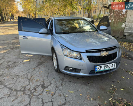 Серый Шевроле Круз, объемом двигателя 1.99 л и пробегом 208 тыс. км за 7800 $, фото 1 на Automoto.ua