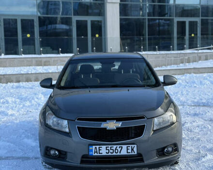 Серый Шевроле Круз, объемом двигателя 1.6 л и пробегом 156 тыс. км за 6500 $, фото 1 на Automoto.ua