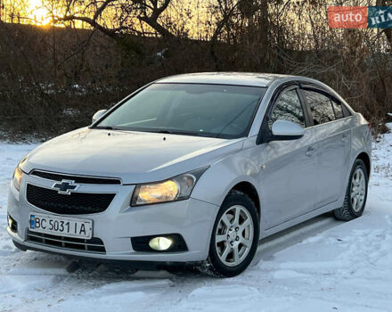 Серый Шевроле Круз, объемом двигателя 1.99 л и пробегом 224 тыс. км за 5400 $, фото 1 на Automoto.ua