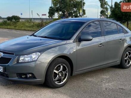 Серый Шевроле Круз, объемом двигателя 1.8 л и пробегом 192 тыс. км за 5700 $, фото 1 на Automoto.ua