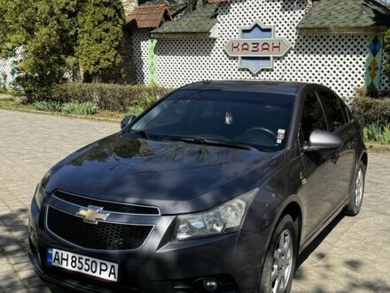 Шевроле Круз 2011 у Чернівцях на Automoto.ua Сірий Шевроле Круз, об'ємом двигуна 2 л та пробігом 252 тис. км за 6500 $, фото 1 на Automoto.ua