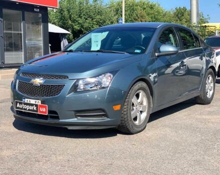 Серый Шевроле Круз, объемом двигателя 1.4 л и пробегом 205 тыс. км за 5990 $, фото 1 на Automoto.ua