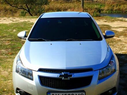 Серый Шевроле Круз, объемом двигателя 1.6 л и пробегом 109 тыс. км за 7000 $, фото 1 на Automoto.ua