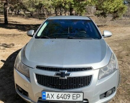 Серый Шевроле Круз, объемом двигателя 1.8 л и пробегом 235 тыс. км за 5500 $, фото 1 на Automoto.ua