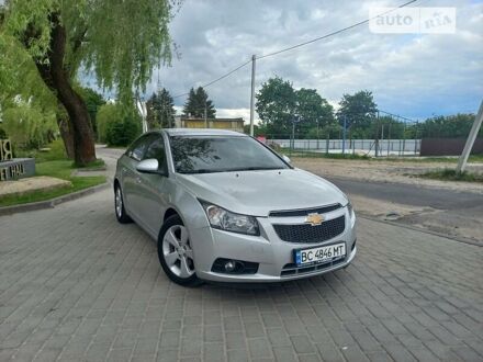 Шевроле Круз 2011 в Львове на Automoto.ua Серый Шевроле Круз, объемом двигателя 2 л и пробегом 220 тыс. км за 8300 $, фото 1 на Automoto.ua