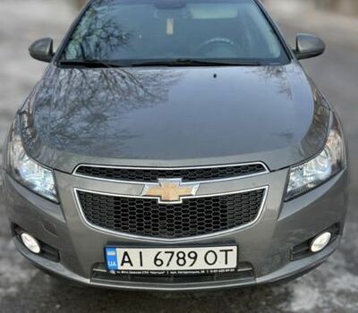 Серый Шевроле Круз, объемом двигателя 1.8 л и пробегом 190 тыс. км за 7000 $, фото 1 на Automoto.ua
