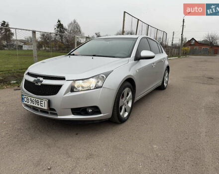 Серый Шевроле Круз, объемом двигателя 1.8 л и пробегом 159 тыс. км за 7600 $, фото 1 на Automoto.ua