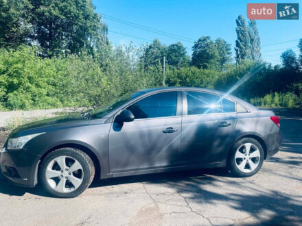 Сірий Шевроле Круз, об'ємом двигуна 1.79 л та пробігом 180 тис. км за 6500 $, фото 1 на Automoto.ua