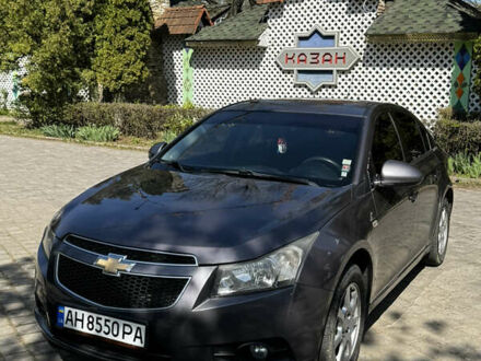 Шевроле Круз 2011 у Чернівцях на Automoto.ua Сірий Шевроле Круз, об'ємом двигуна 2 л та пробігом 252 тис. км за 6642 $, фото 1 на Automoto.ua