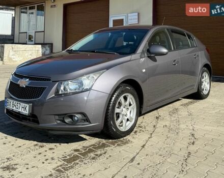 Серый Шевроле Круз, объемом двигателя 2 л и пробегом 230 тыс. км за 7000 $, фото 1 на Automoto.ua