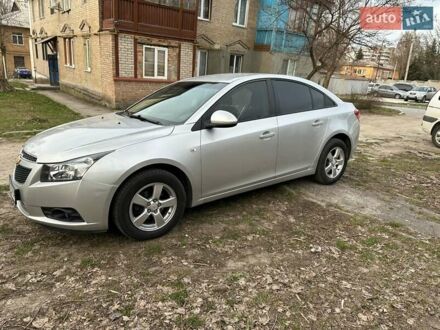 Серый Шевроле Круз, объемом двигателя 1.6 л и пробегом 116 тыс. км за 7950 $, фото 1 на Automoto.ua