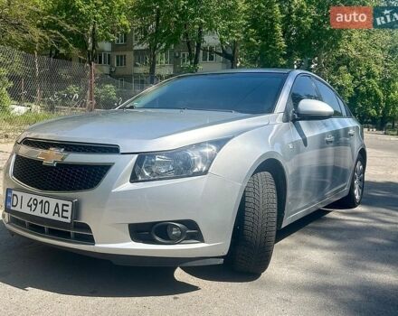 Серый Шевроле Круз, объемом двигателя 1.6 л и пробегом 140 тыс. км за 6100 $, фото 1 на Automoto.ua