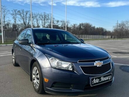 Серый Шевроле Круз, объемом двигателя 0 л и пробегом 217 тыс. км за 6999 $, фото 1 на Automoto.ua